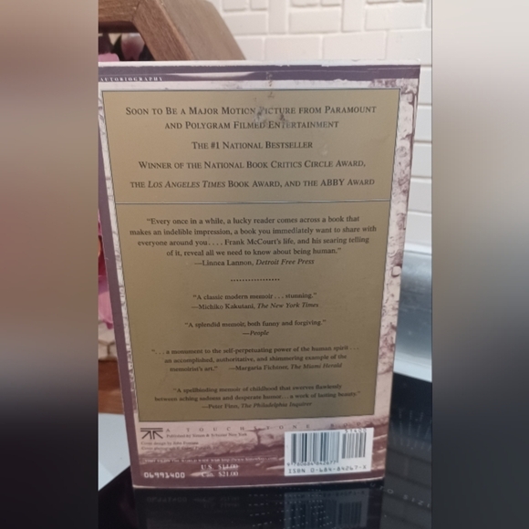 Angela’s Ashes: A memoir by Frank McCourt Softcover - Picture 2 of 6